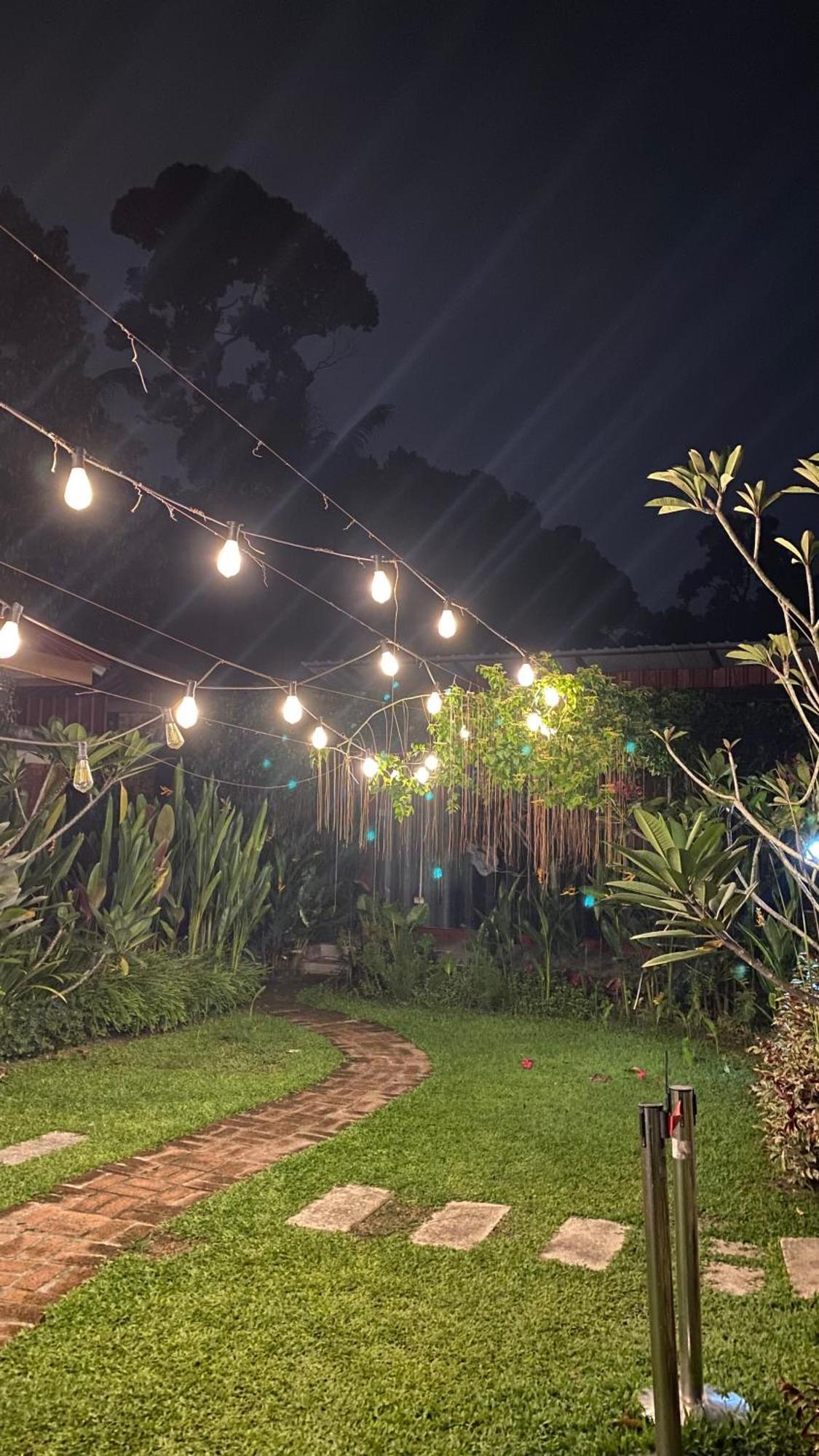 Kebun Puisi Vila Kajang Exterior foto